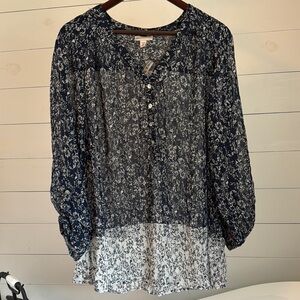 Dress Barn Black and Blue Relaxed Blouse